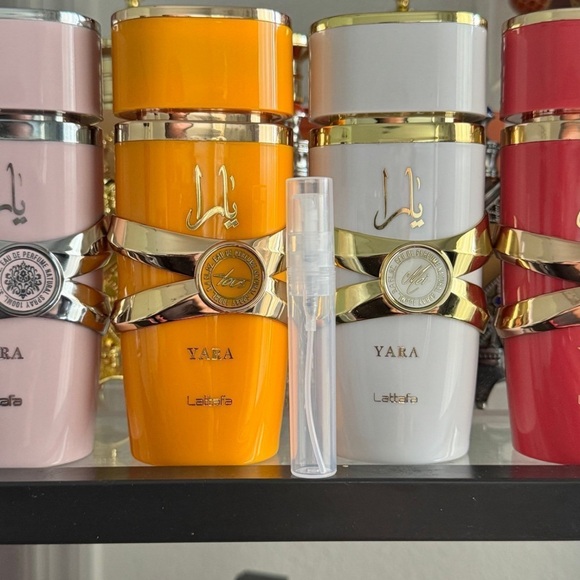 Lattafa Yara Perfume Discovery Set + Free gift - Picture 2 of 6